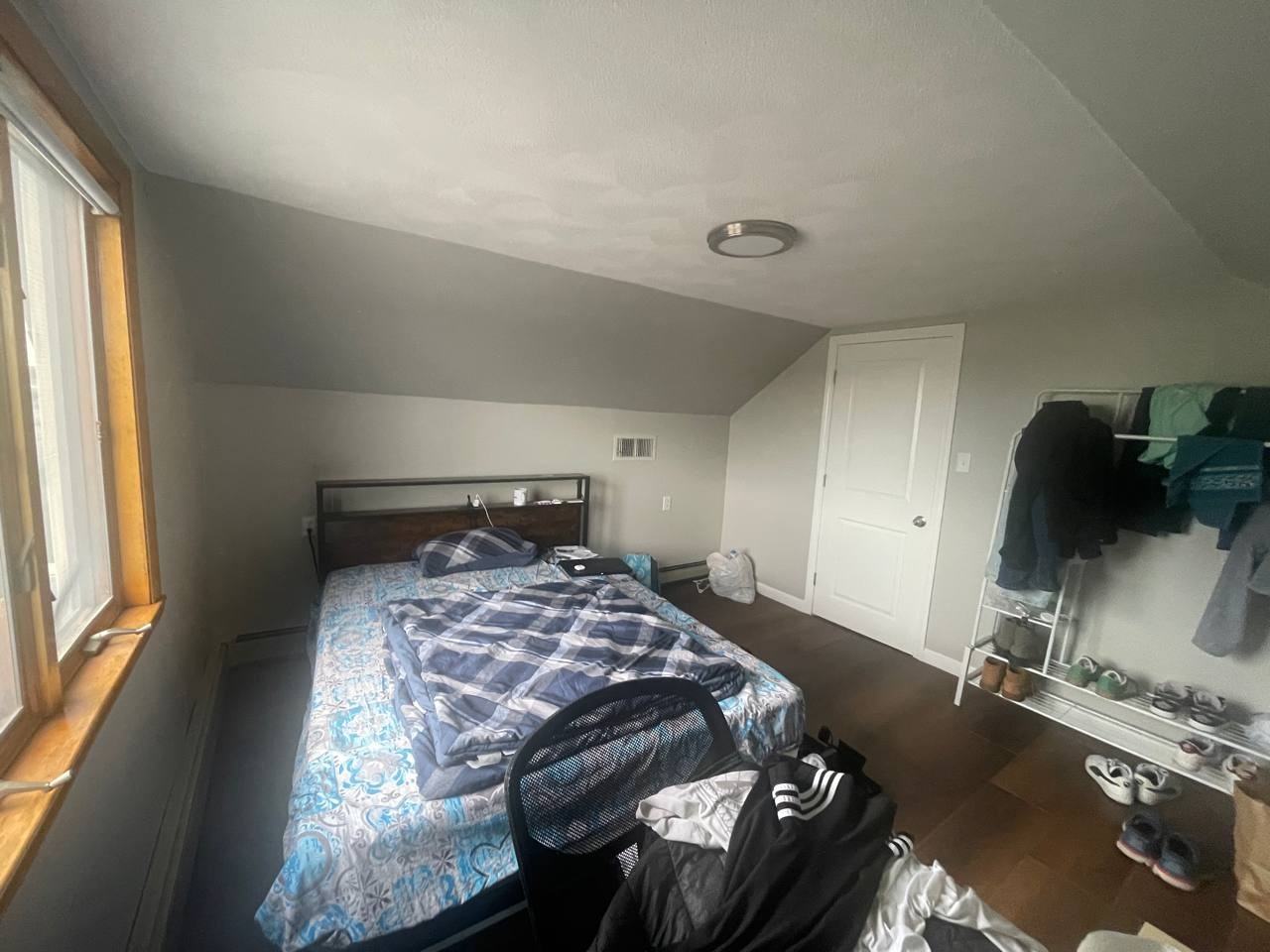667 Fellsway - Photo 6 of 18