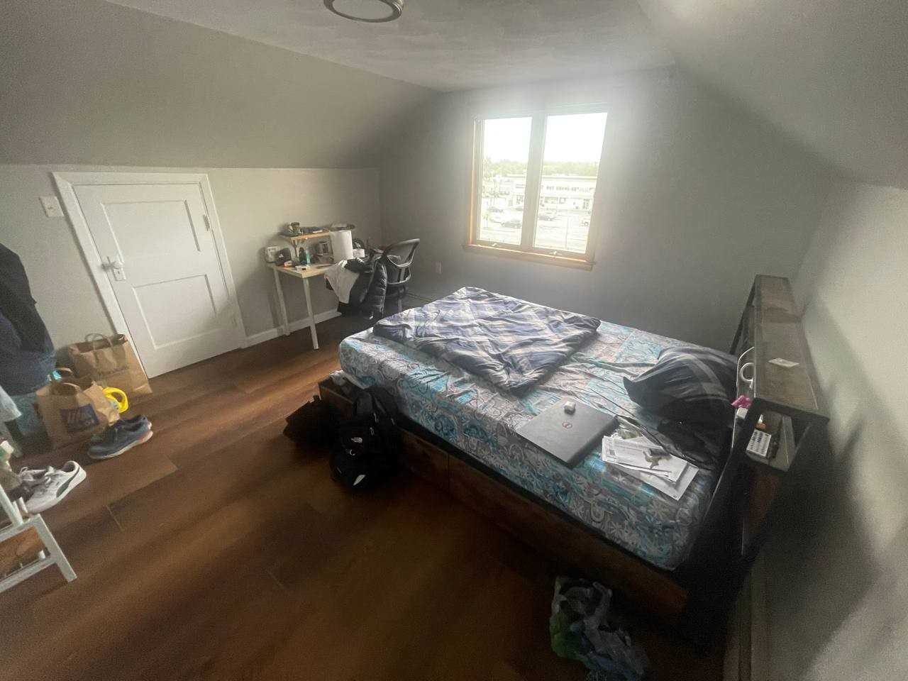 667 Fellsway - Photo 7 of 18