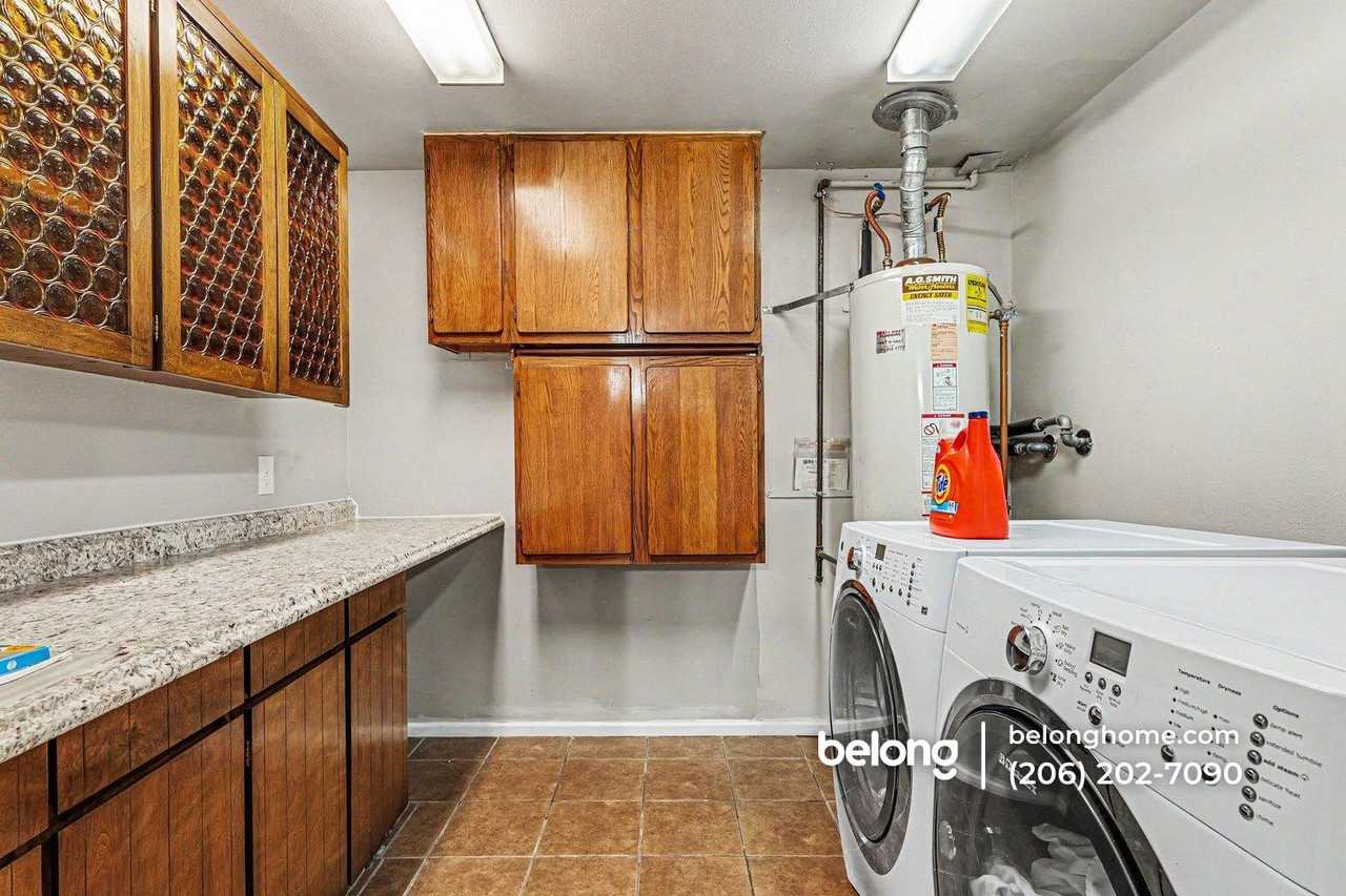 3435 S 316th St - Photo 3 of 16