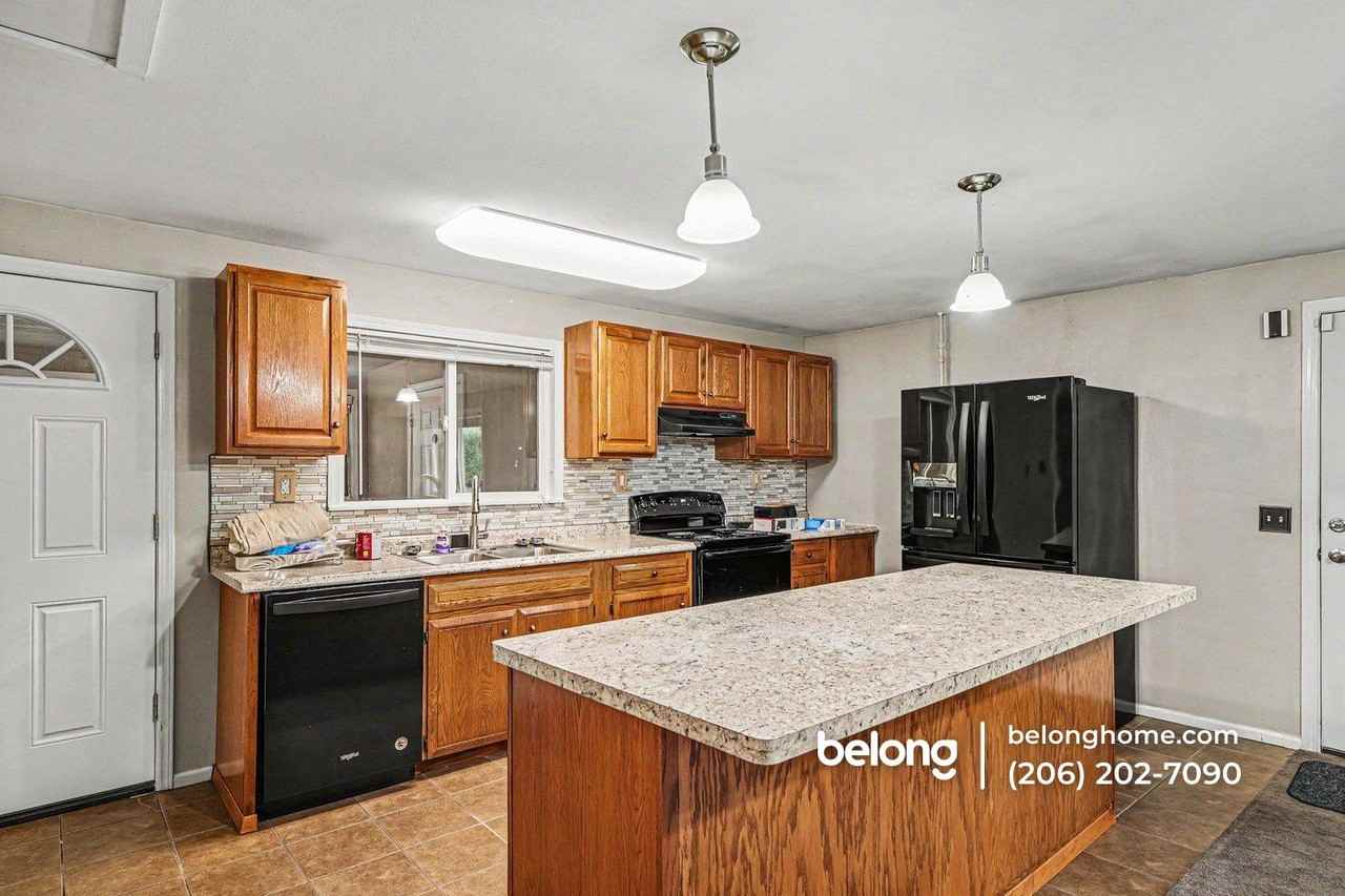 3435 S 316th St - Photo 5 of 16
