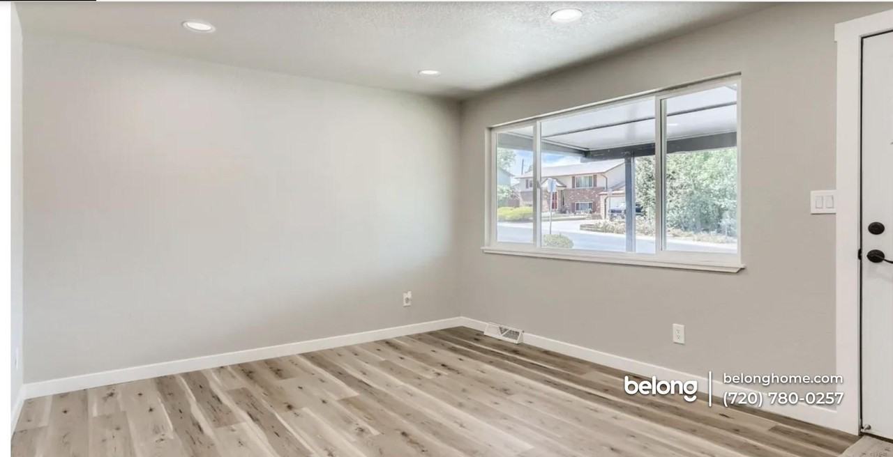 11750 Acoma St - Photo 4 of 15