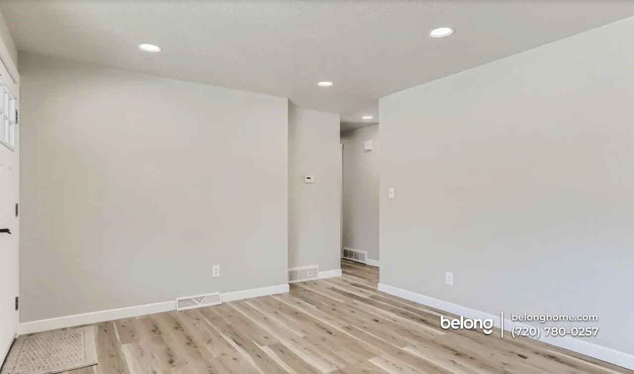 11750 Acoma St - Photo 5 of 15