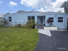 1504 Funston St - Photo 1 of 1