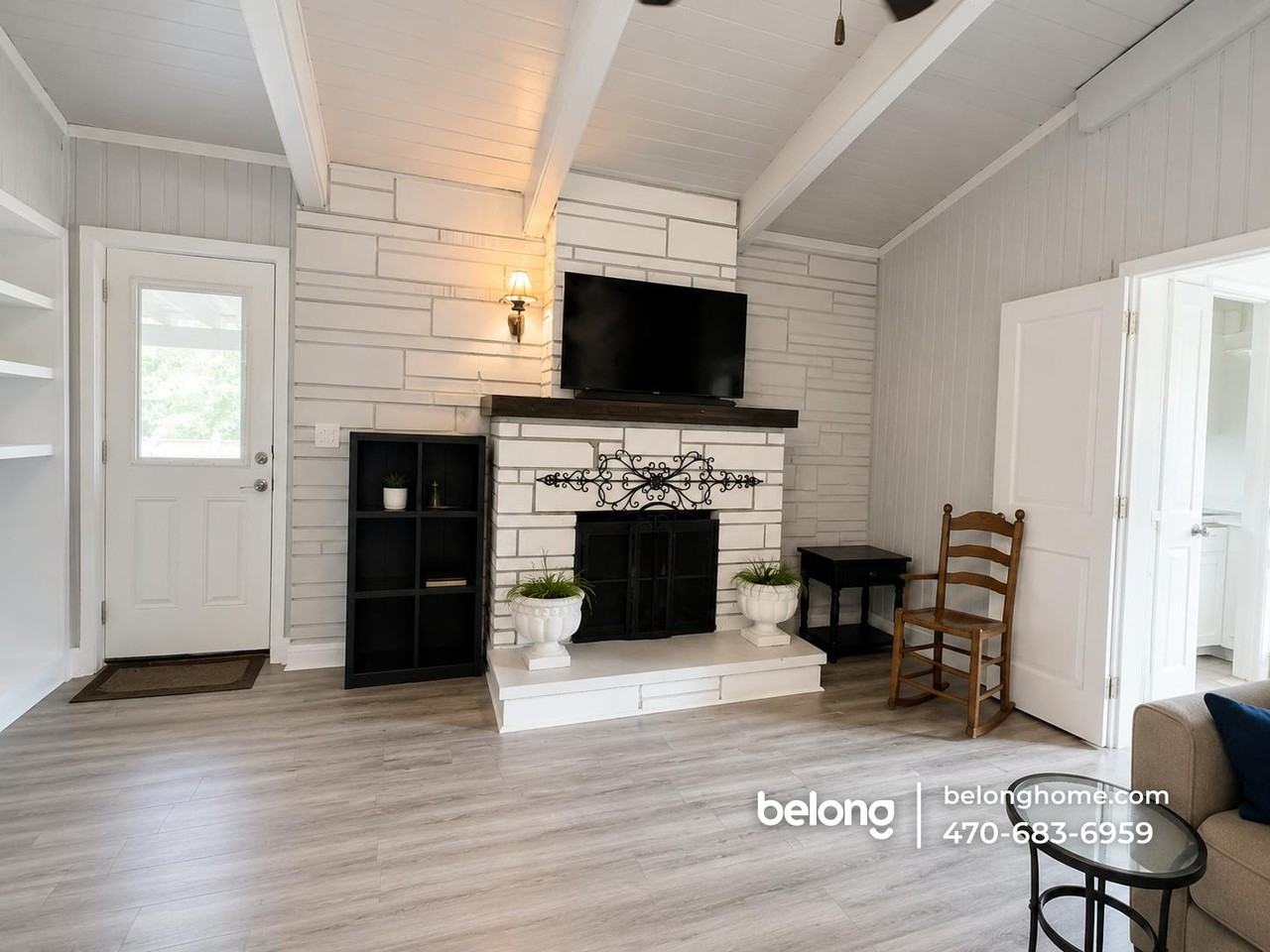 480 Yancey Cir - Photo 2 of 5