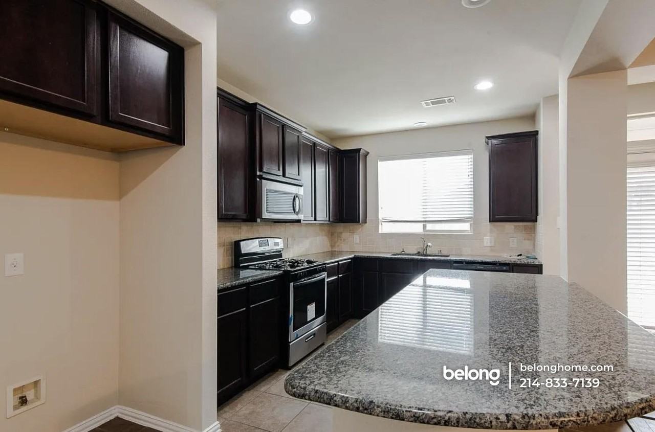 1512 Cockatiel Dr - Photo 5 of 16