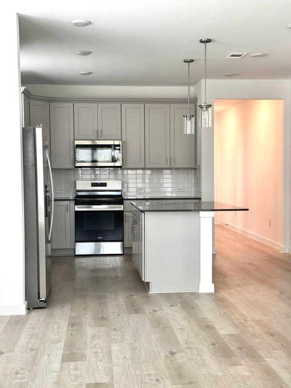 18106 Zemira Ln - Photo 3 of 19