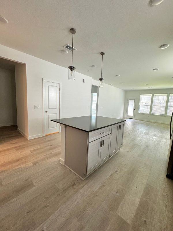 18106 Zemira Ln - Photo 4 of 19