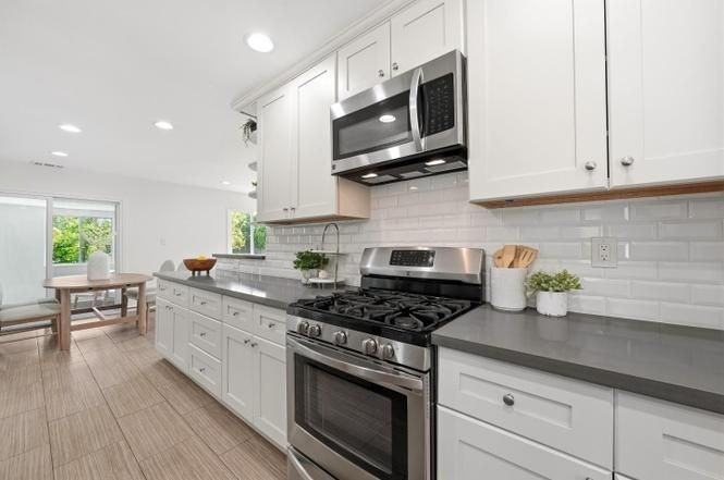 373 Dayton Ave - Photo 4 of 25