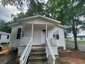 421 Donald St - Photo 1 of 1
