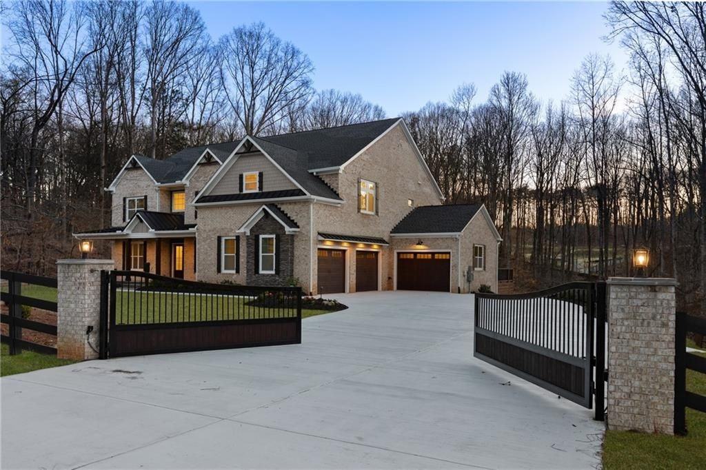 15448 Hopewell Rd - Photo 3 of 50