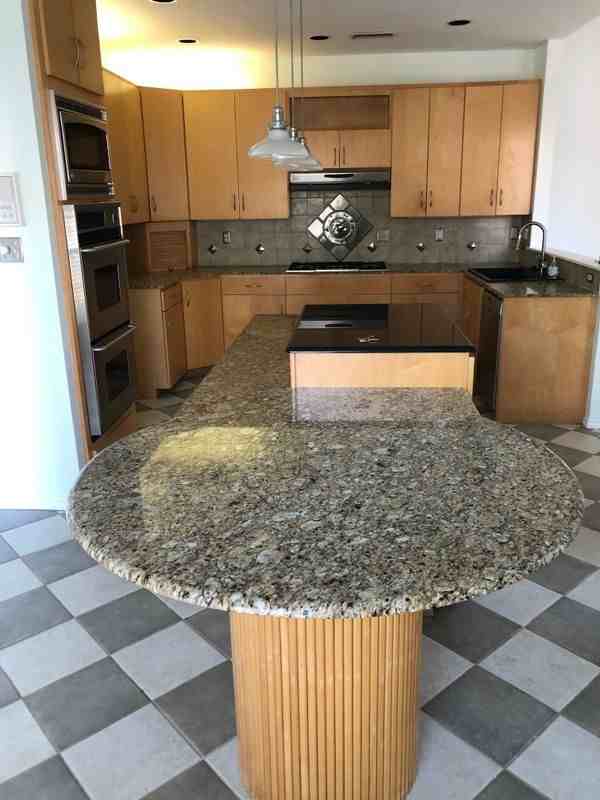 2212 Norwich St - Photo 5 of 28