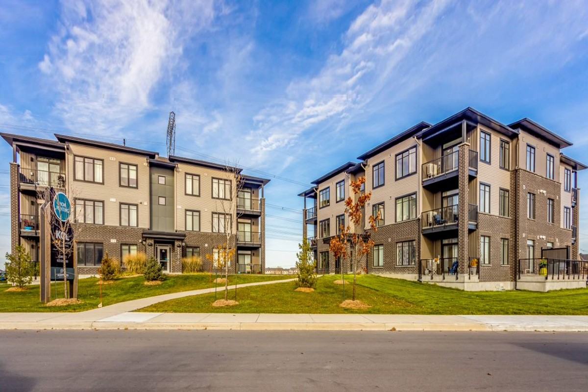 KoL Apartments - Photo 3 of 13