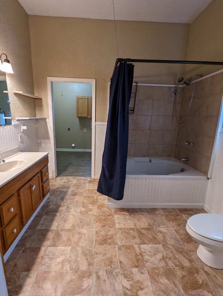 15547 Farm To Market Road - Photo 3 of 21
