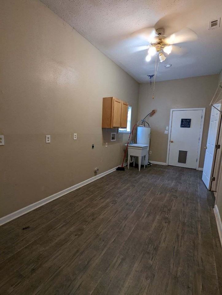 15547 Farm To Market Road - Photo 7 of 21