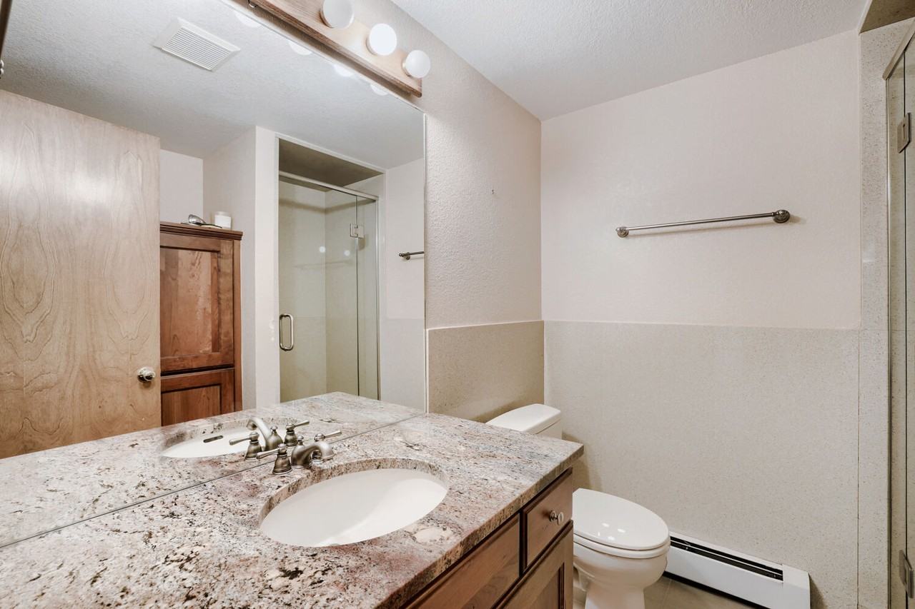 21648 Mountsfield Dr - Photo 3 of 32
