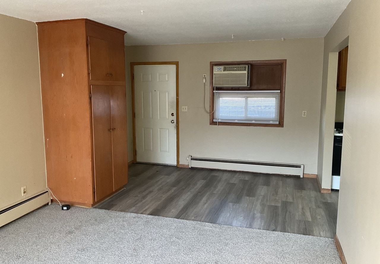 7700 Bloomington Ave South - Photo 2 of 16