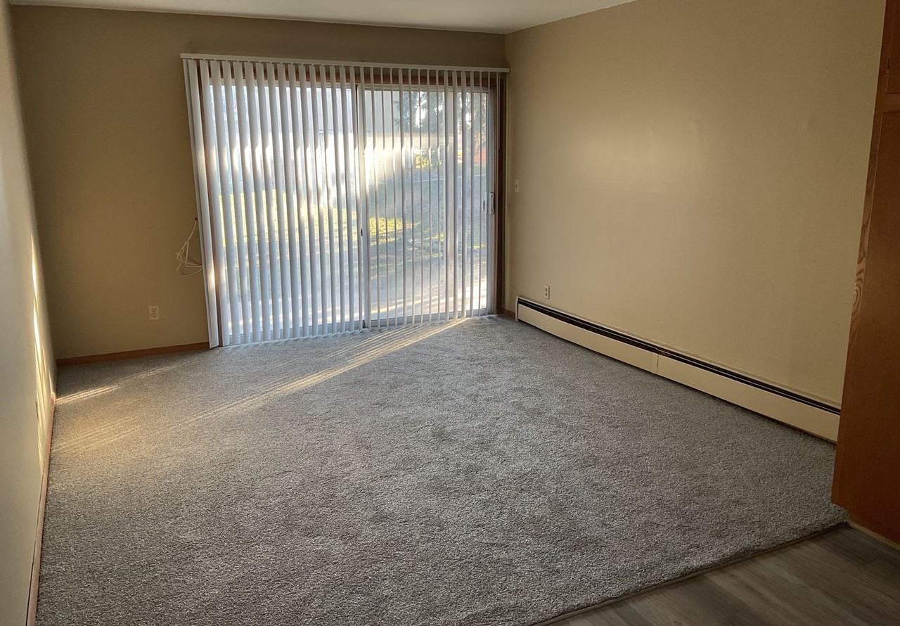 7700 Bloomington Ave South - Photo 3 of 16