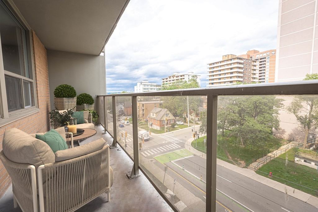 Le Palais & Capital Terrace - Photo 7 of 13
