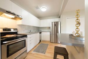 featured image of 75 Stewart St