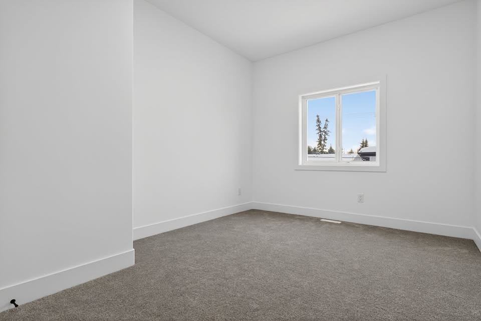4603 21 Ave Nw #1 - Photo 5 of 9