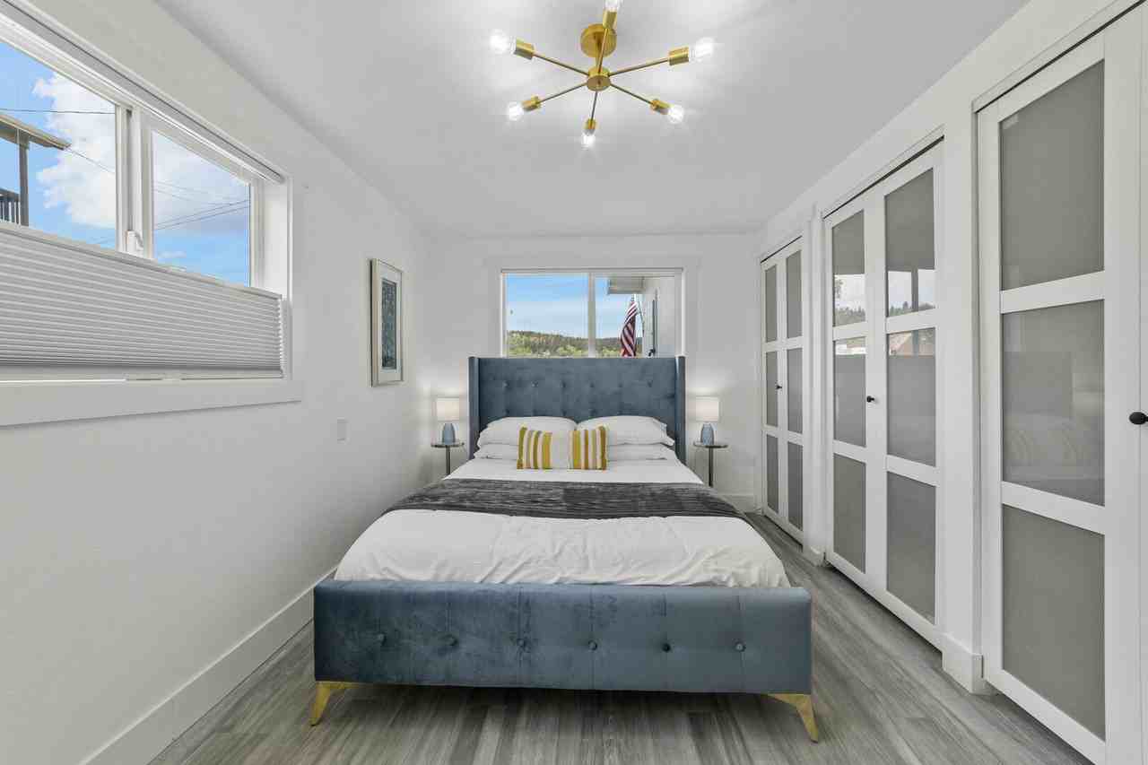 260 Driftwood Shores Rd - Photo 6 of 40