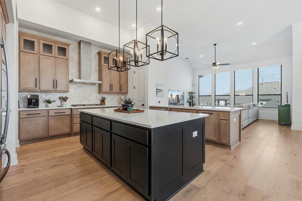 212 Texas Bluebonnet Trl - Photo 5 of 38