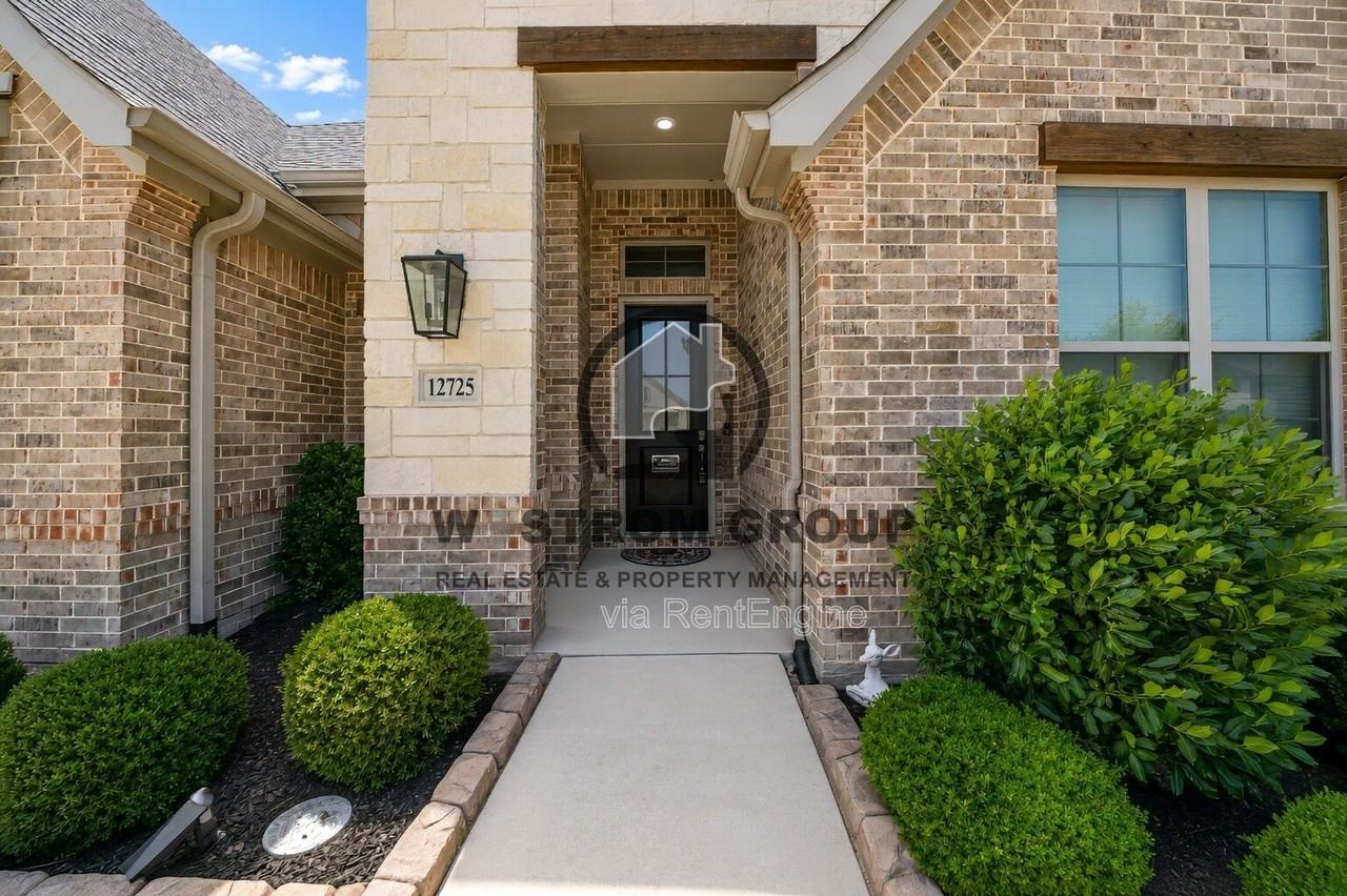 12725 Elm Springs Trl - Photo 4 of 39