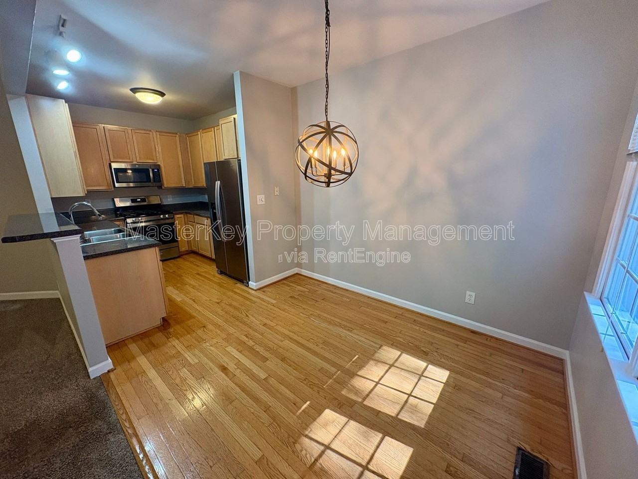 4506 Treerose Way - Photo 6 of 24