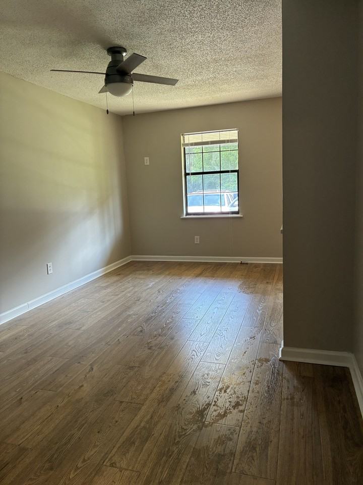 115 Cedar Dr #A - Photo 5 of 7