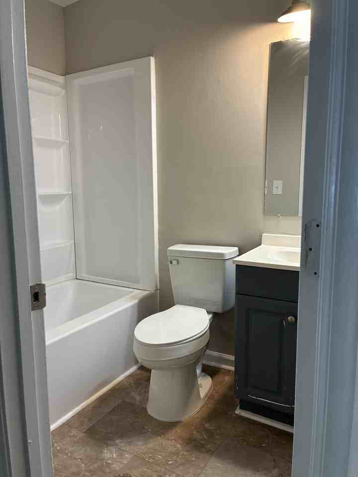 115 Cedar Dr #A - Photo 4 of 7