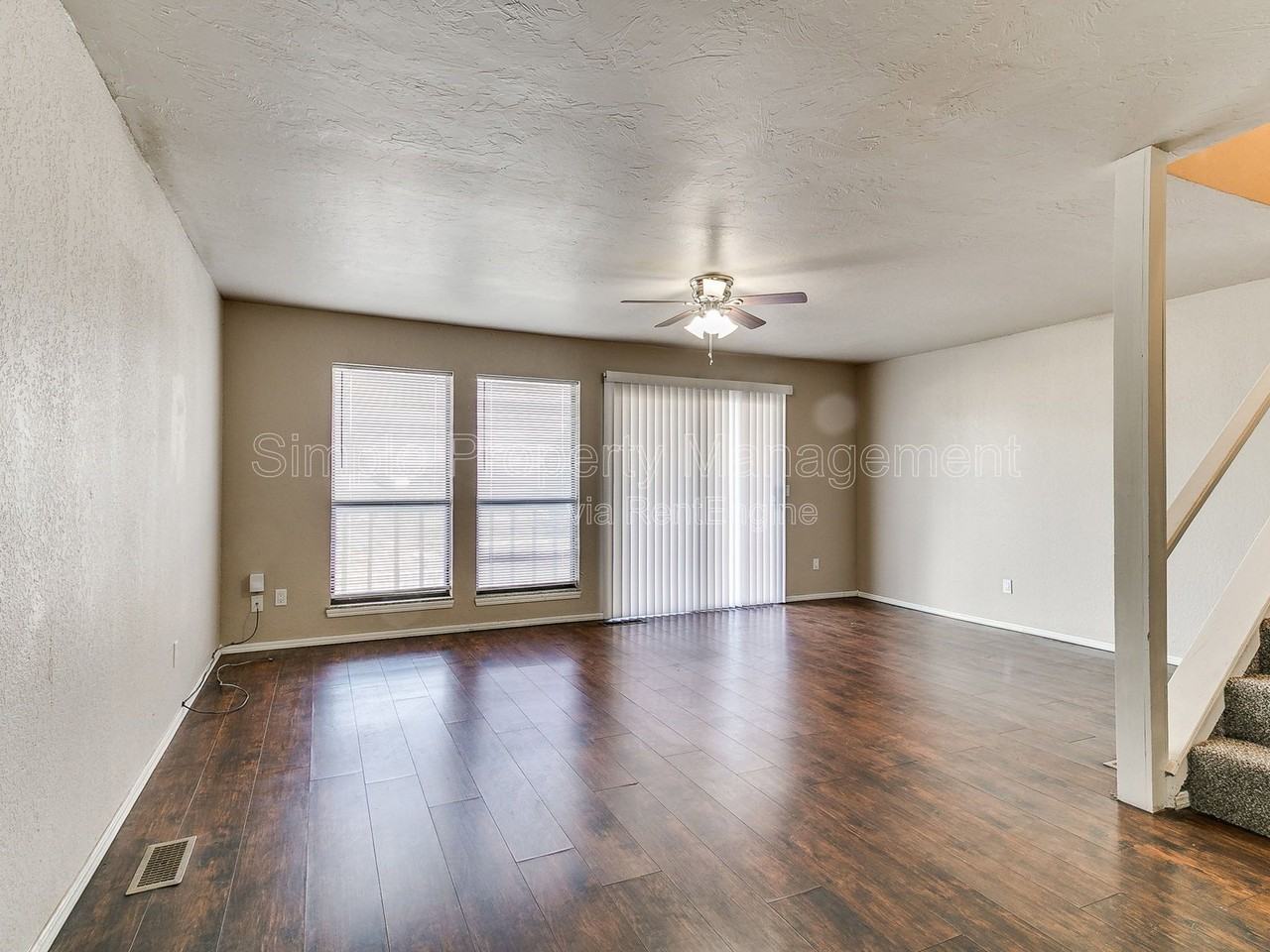 10607 N Macarthur Blvd - Photo 5 of 27