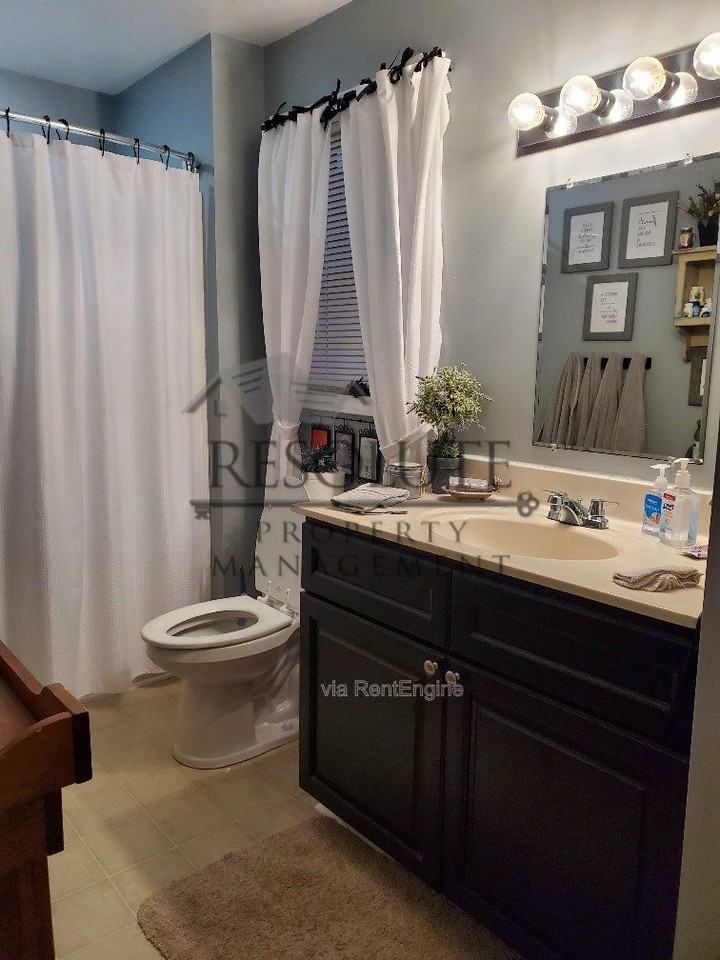 7909 Zebulon Rd - Photo 7 of 17