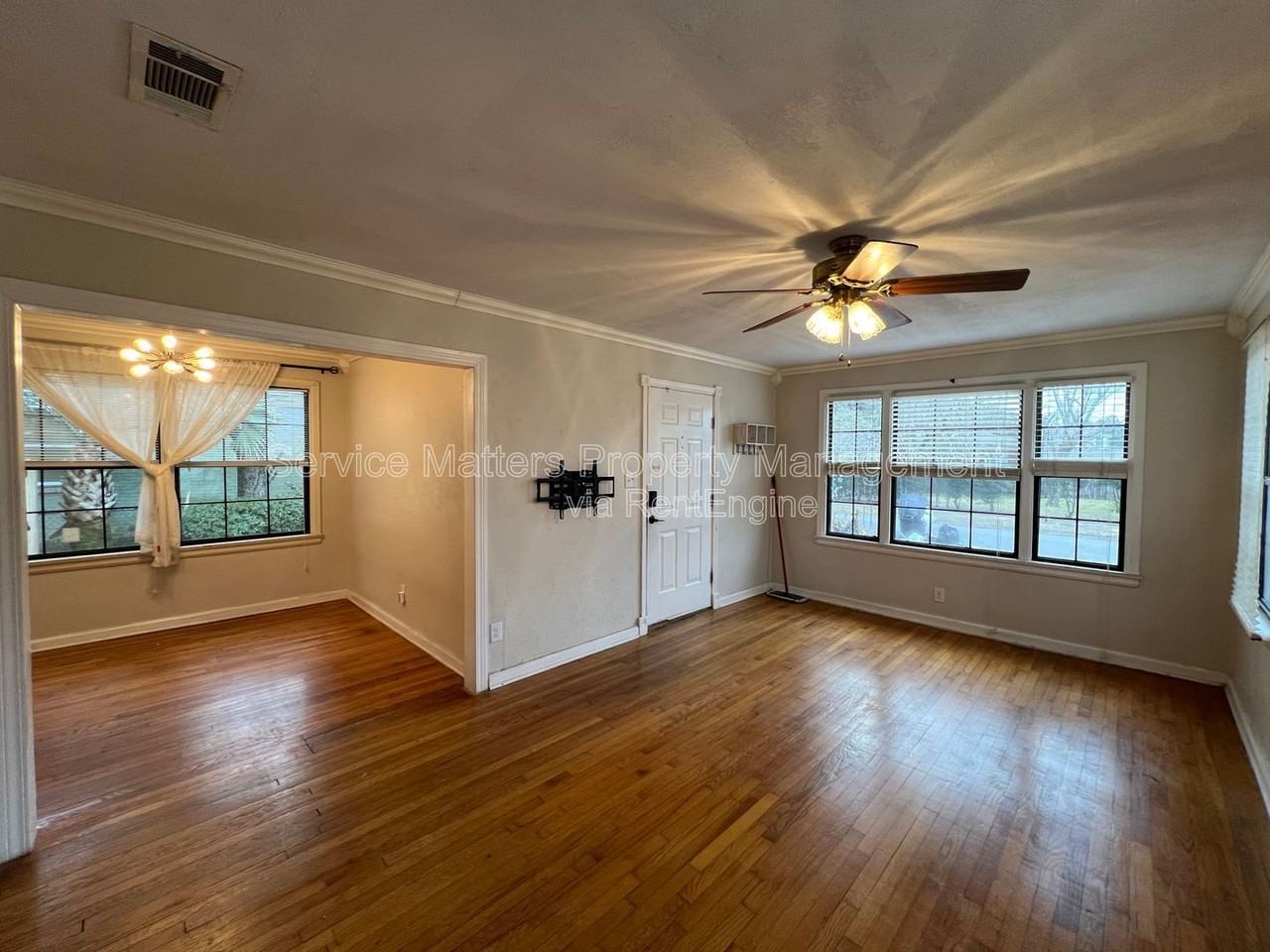 1876 N Baylen St - Photo 5 of 34