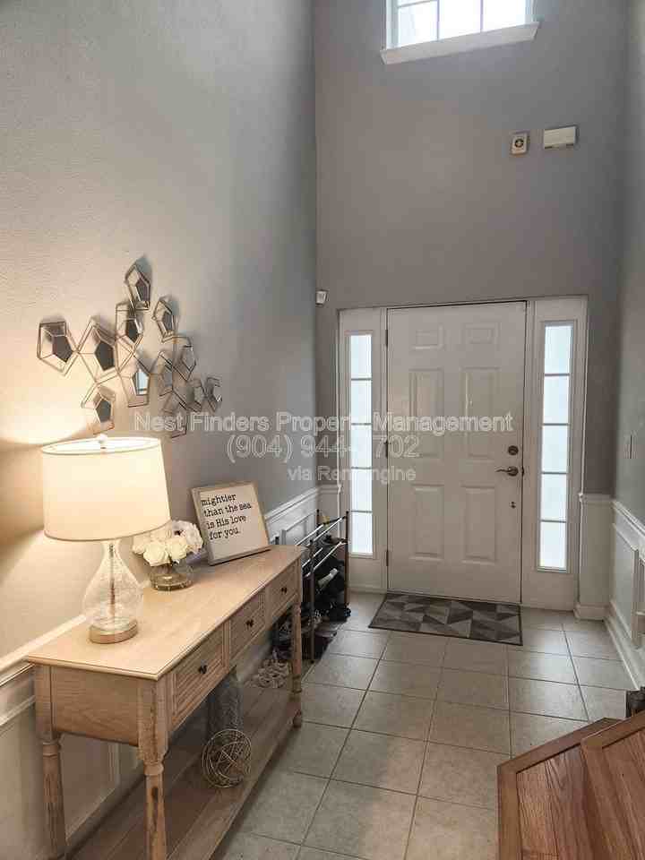 3857 Lionheart Dr - Photo 3 of 27