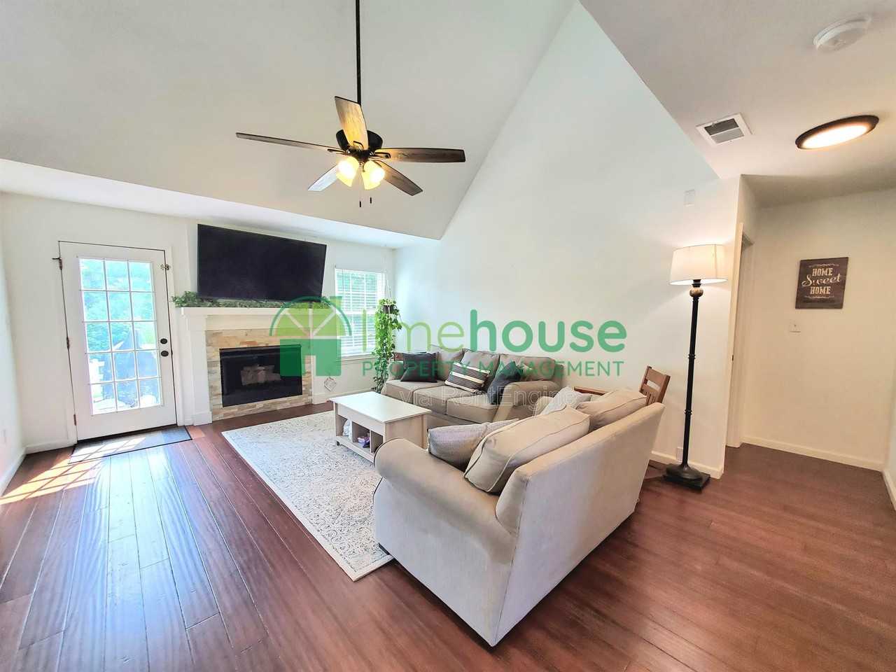 2617 Alleghany Loop - Photo 3 of 27
