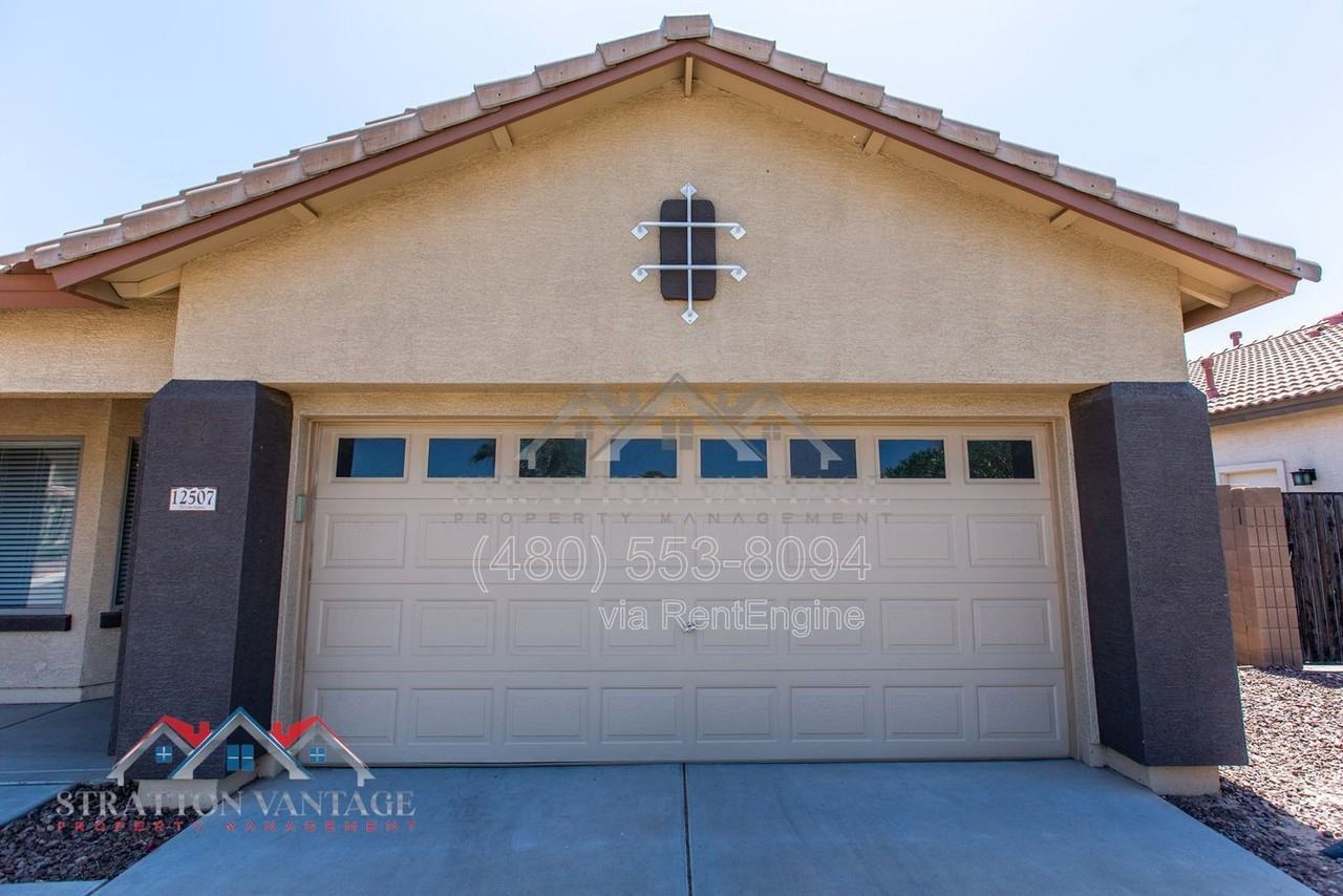 12507 W Honeysuckle St - Photo 4 of 43