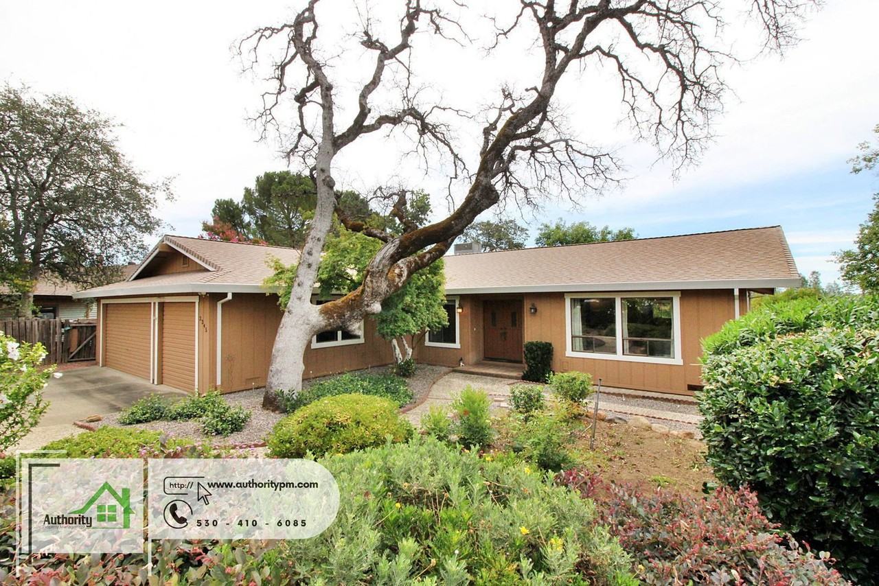 3345 Golden Heights Dr - Photo 3 of 33