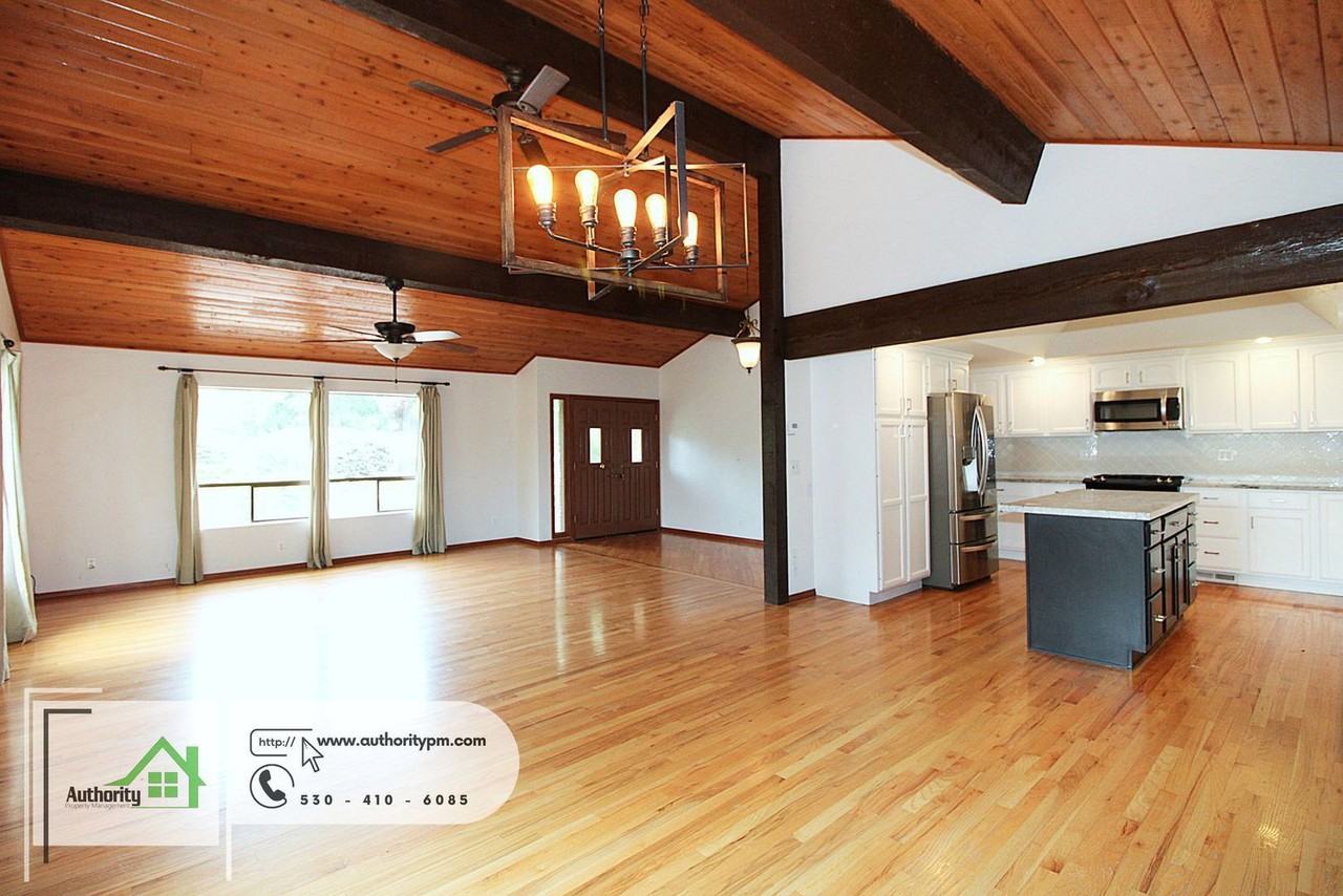 3345 Golden Heights Dr - Photo 7 of 33
