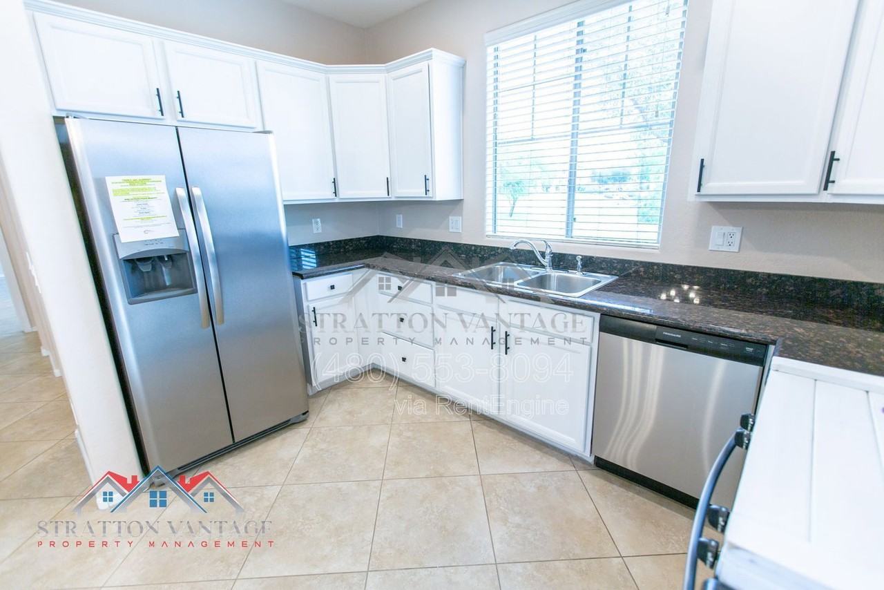 2728 E Megan St - Photo 7 of 24