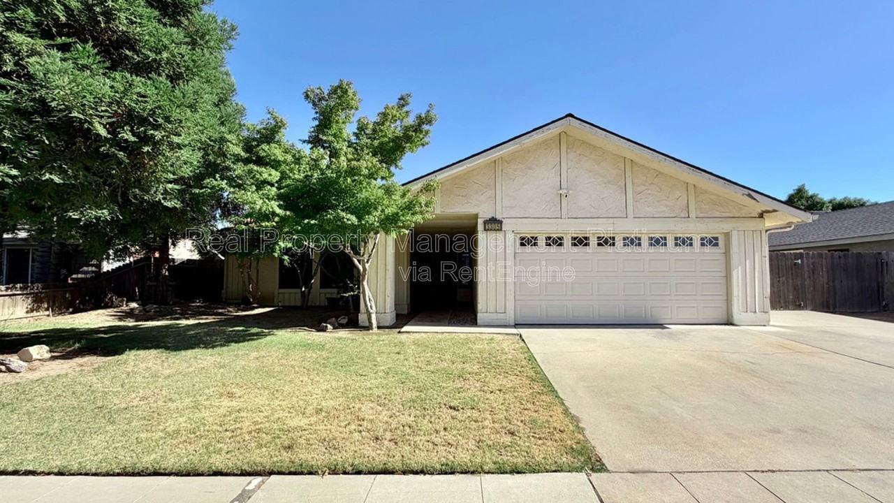 3305 E Palo Alto Ave - Photo 2 of 18