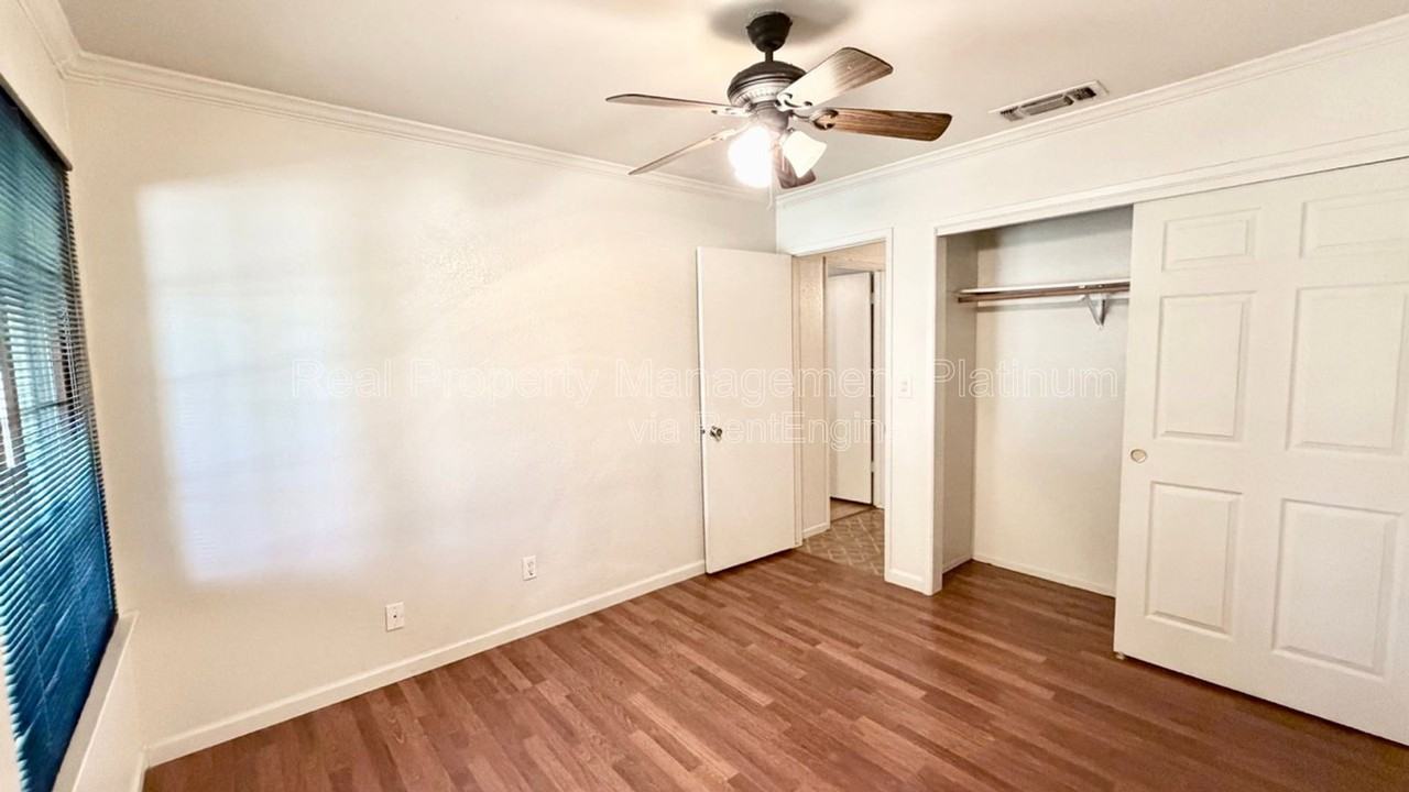 3305 E Palo Alto Ave - Photo 7 of 18