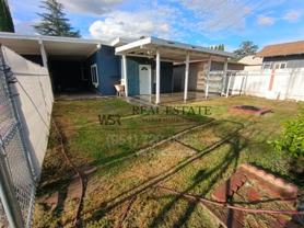 201 W Dale St #B - Photo 1 of 1