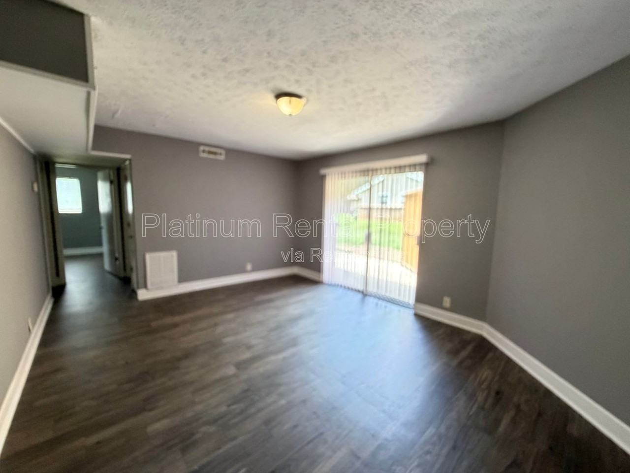 1502 Waverly Way #C3 - Photo 6 of 14