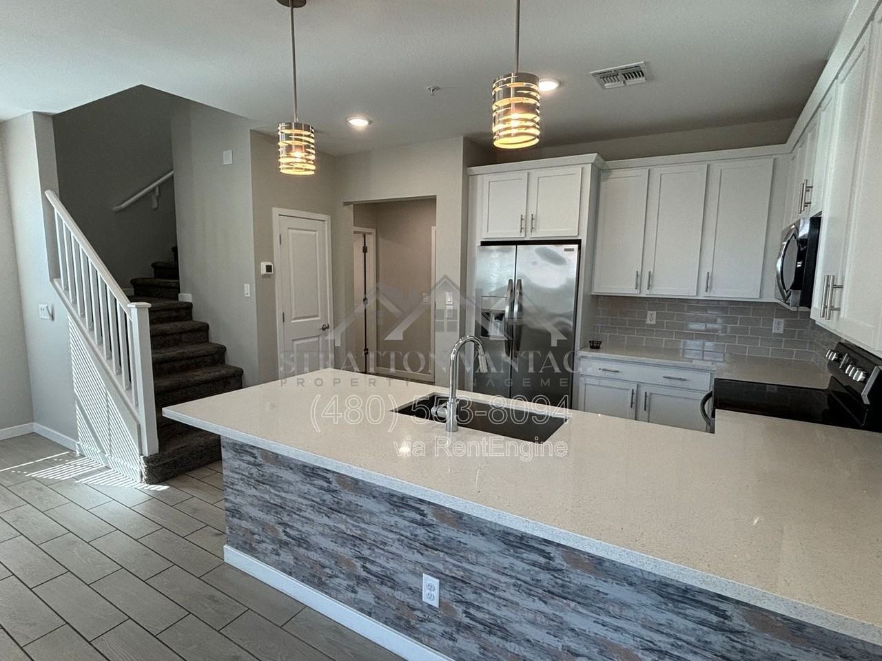 155 N Lakeview Blvd #136 - Photo 4 of 12