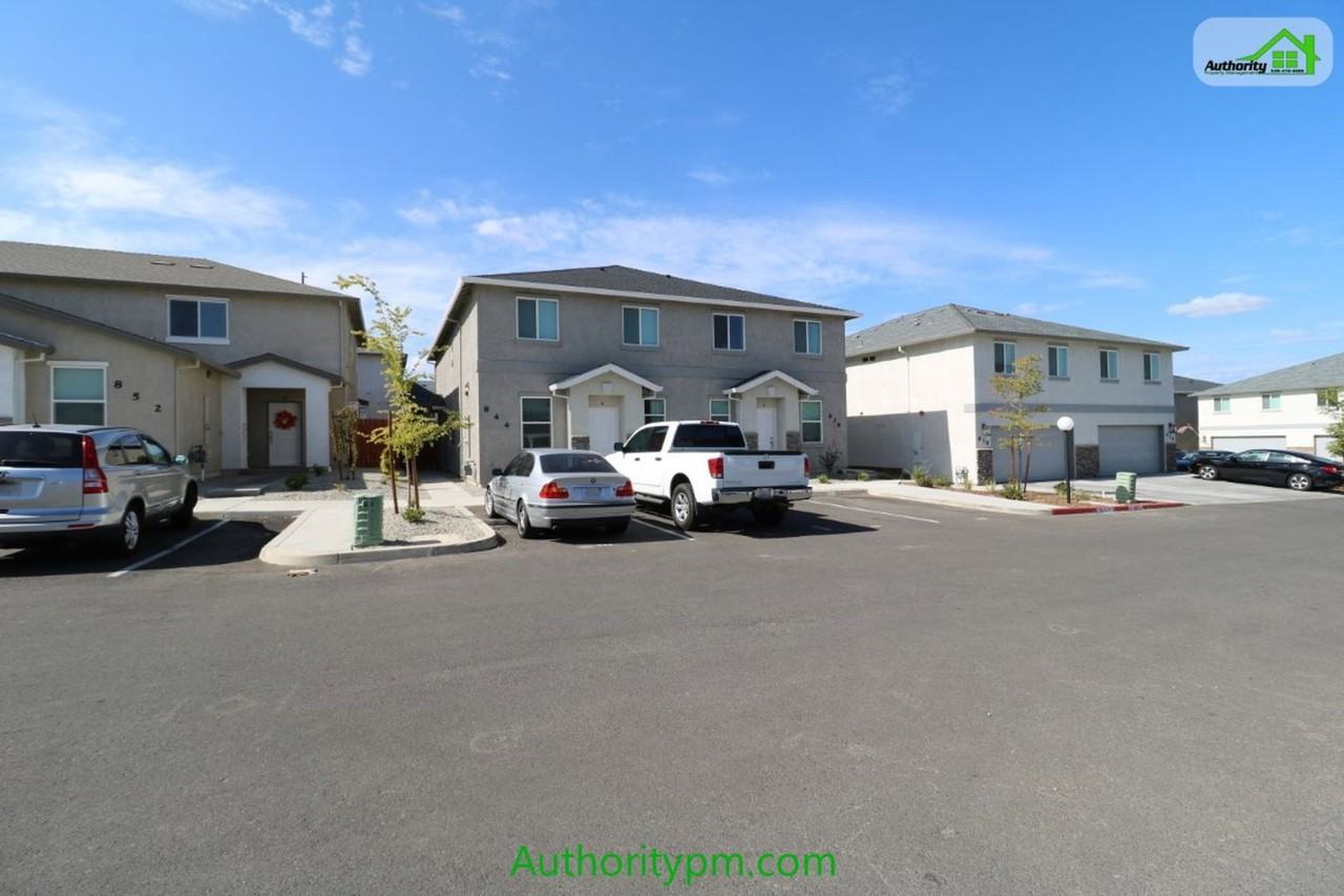 844 Mission De Oro Dr #B - Photo 2 of 20