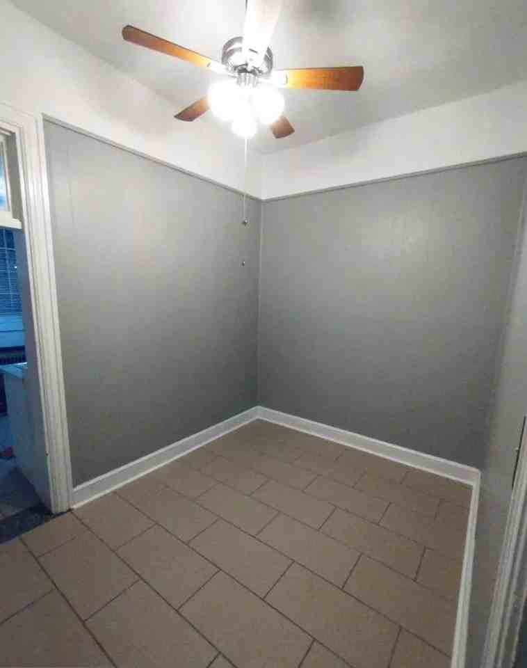 205 E King St #2 - Photo 2 of 11