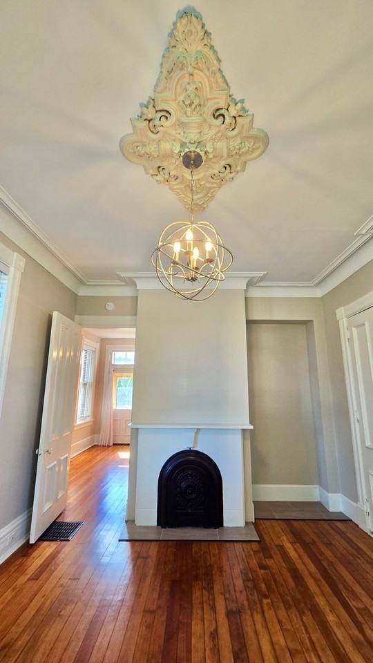 214 Fairfield Ave #1 - Photo 7 of 31