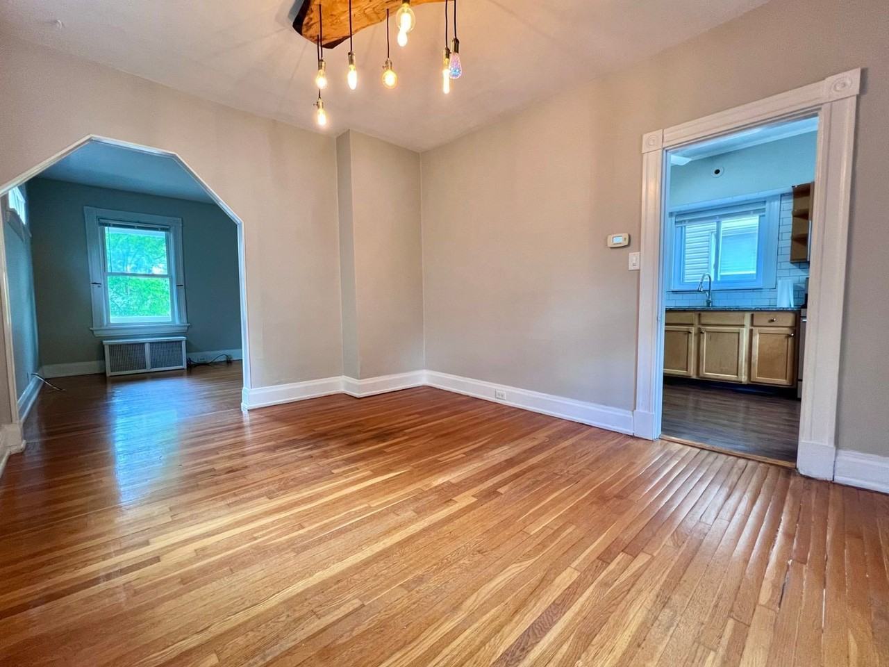 2869 Markbreit Ave - Photo 4 of 17