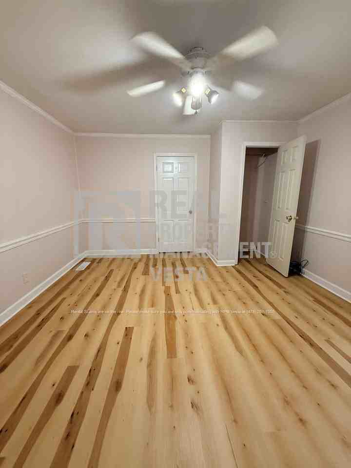 5116 Pine Ridge Dr - Photo 3 of 24