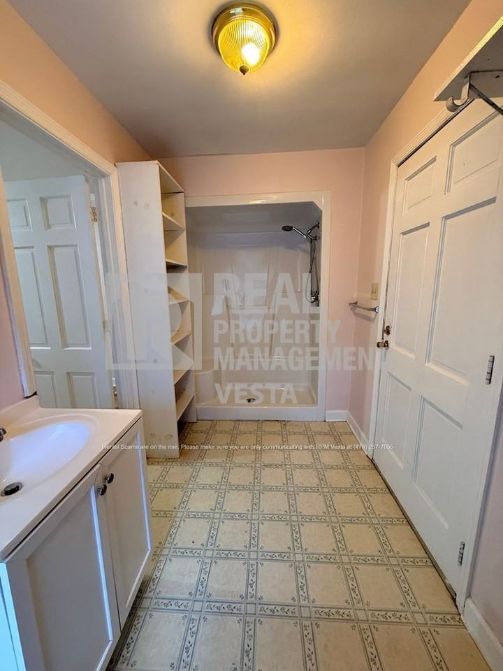 5116 Pine Ridge Dr - Photo 5 of 24